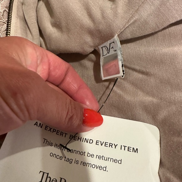 Diane vonFurstenbeeg lace dress - Picture 2 of 4